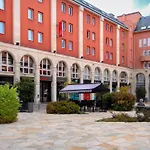 Ibis Centre 3*