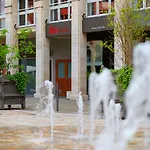 Ibis Centre Hotel 3*