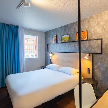 Ibis Centre 3*