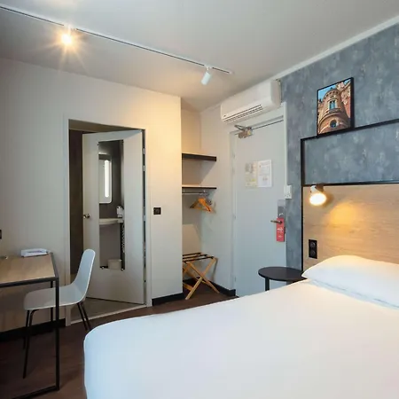 Ibis Centre 3*