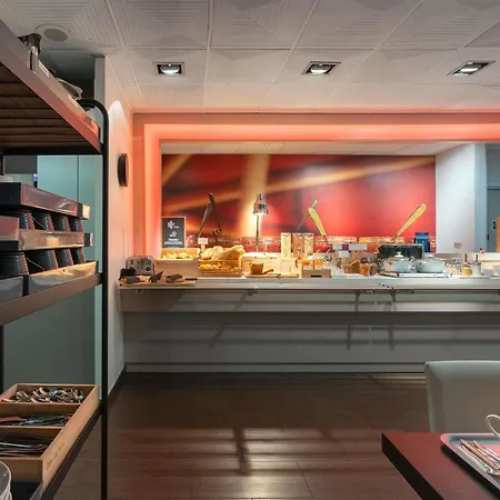 Ibis Centre Szálloda Épernay