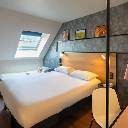 Ibis Centre إيبيرني