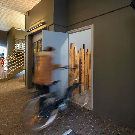 Hotel Ibis Centre 3*