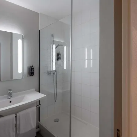 Ibis Centre 3* Эперне