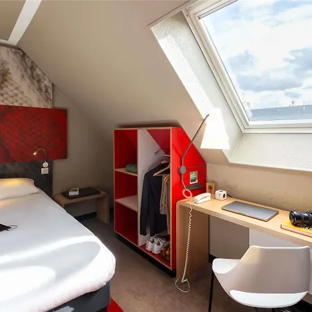 Ibis Centre إيبيرني