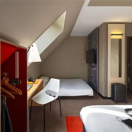 Ibis Centre فندق 3*