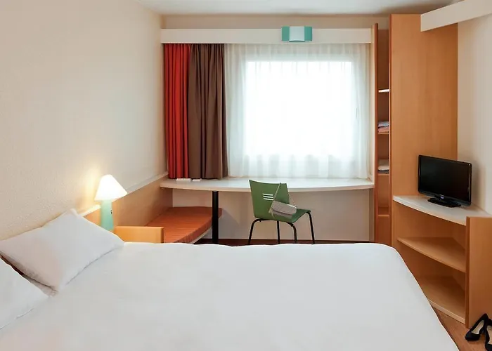 Ibis Centre 3*