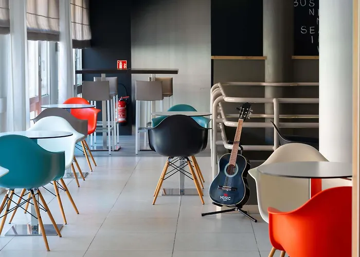 Ibis Centre 3* Épernay