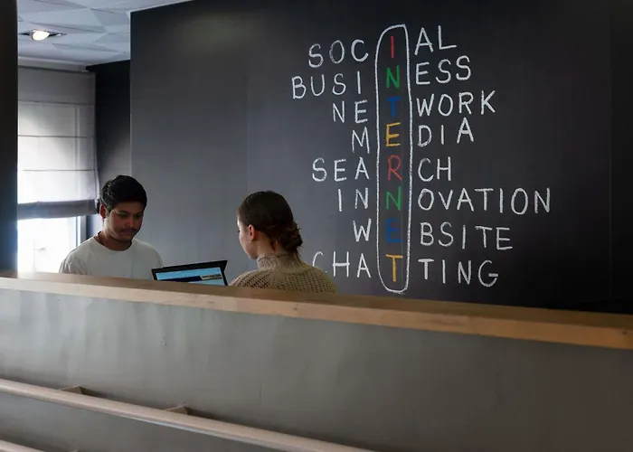 Hotel Ibis Centre 3*