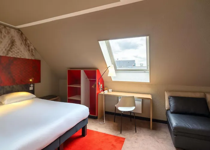 Ibis Centre Hotel 3*