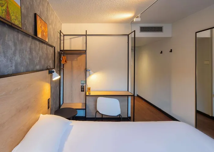 Ibis Centre Hotel Épernay