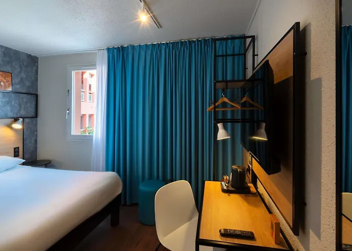 Ibis Centre 3*
