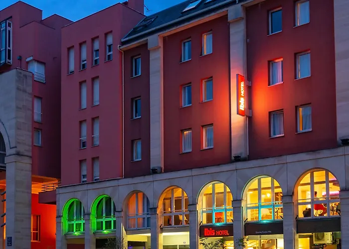 Ibis Centre 3*